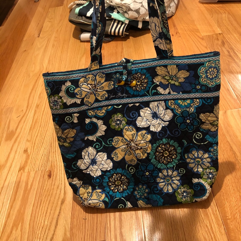 Vera Bradley Bag
